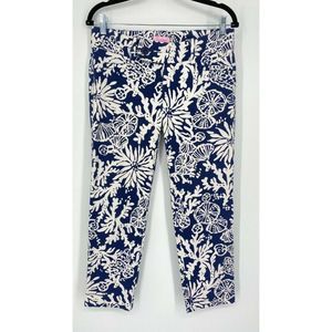 Lilly Pulitzer Luxury Capri Pant Size 4 Low Rise Seashell Ocean Print Navy White